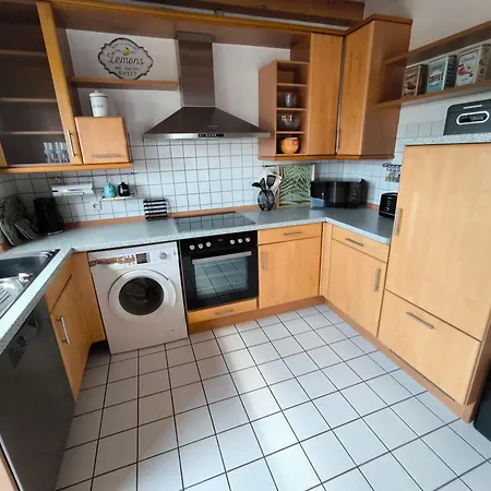 Alexandras - Maisonette 90 Qm Mit Balkon شقة ميشيلشتادت