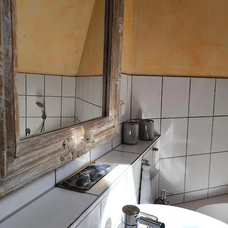 Alexandras - Maisonette 90 Qm Mit Balkon *